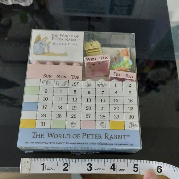 Discontinued Made In Japan The World Of Peter Rabbit Block Calendar Coll… - Picture 8 of 8